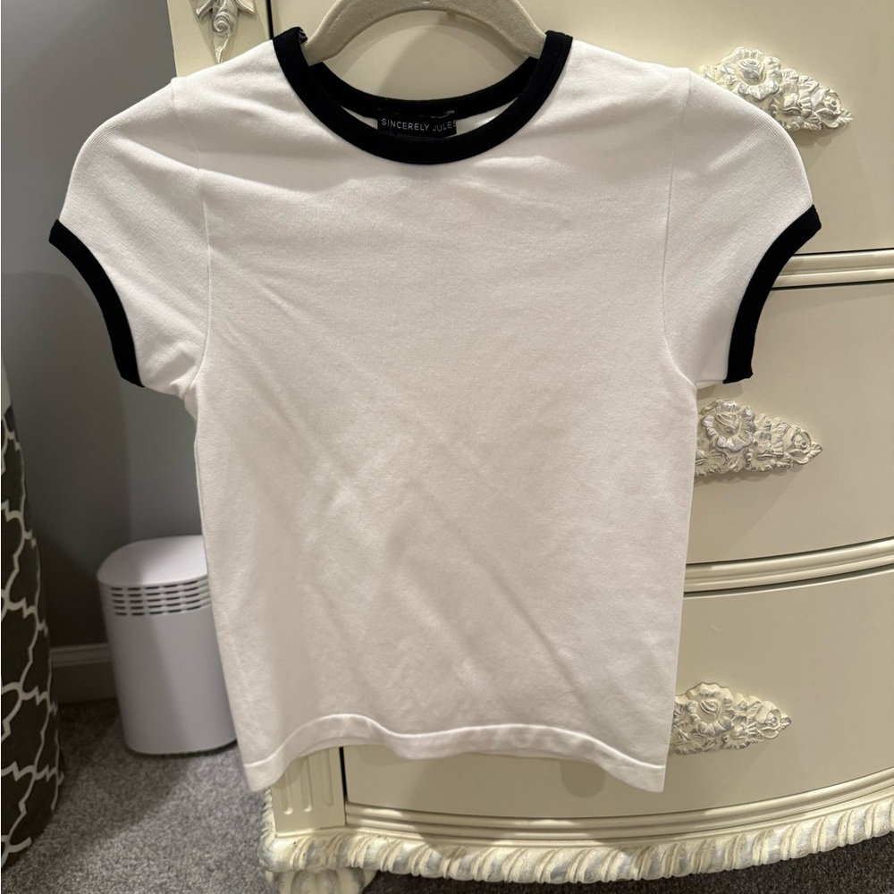 Sincerely Jules White and Black Womens Tee